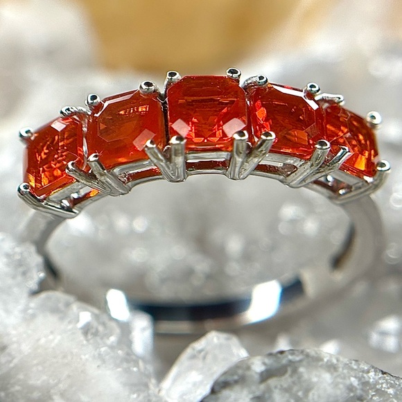 “Bursting Fire” Magnificent Fire Opal Ring! 💎 - SIZE (8) - Picture 8 of 12